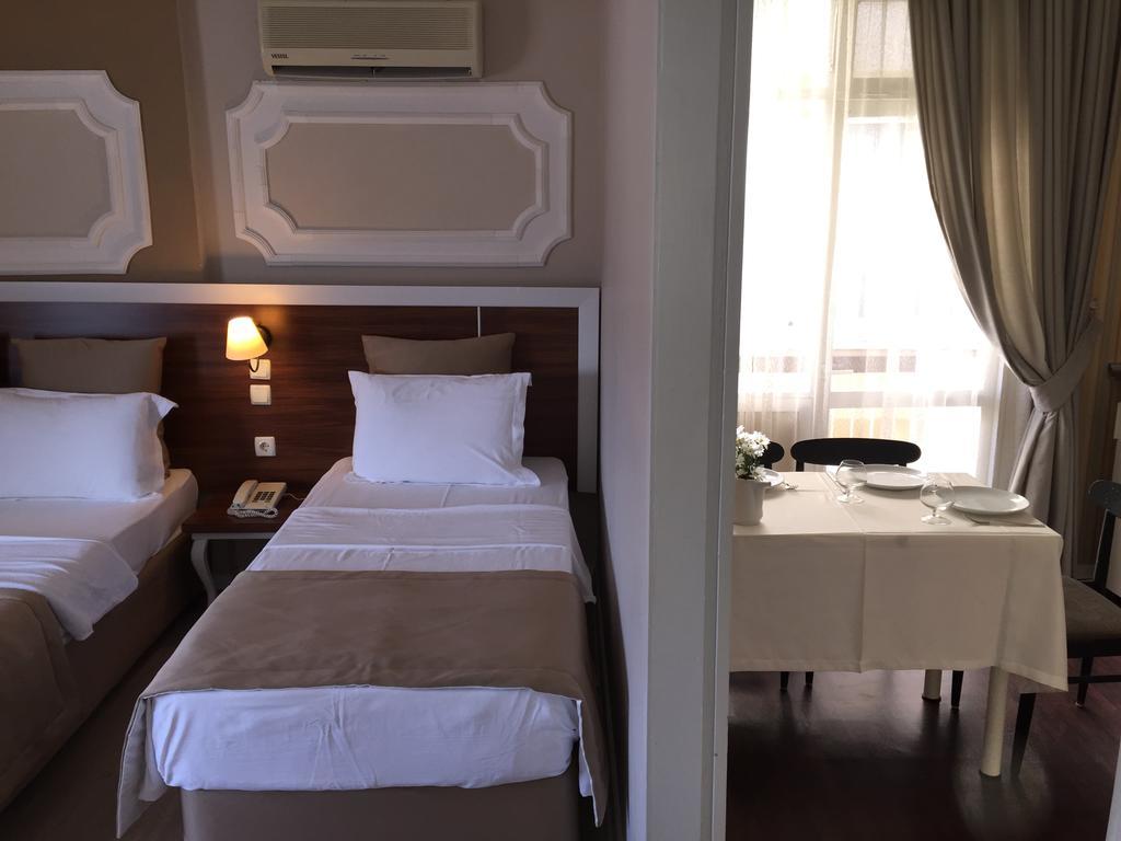 Akman Hotel Kusadası Quarto foto