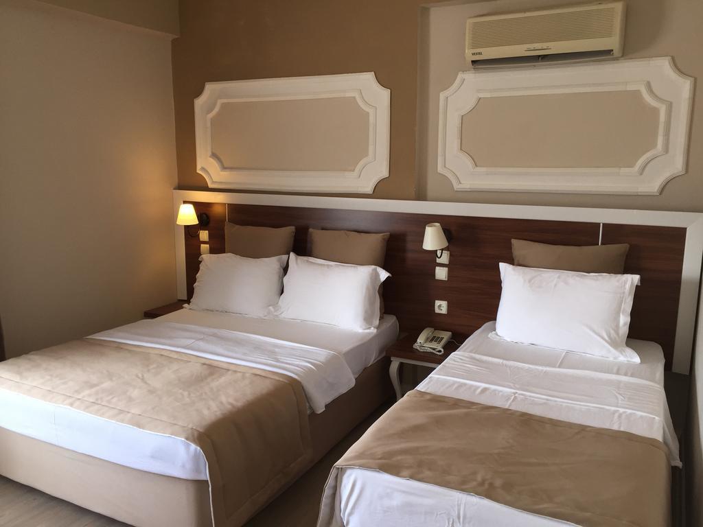Akman Hotel Kusadası Quarto foto
