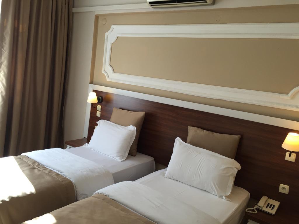 Akman Hotel Kusadası Quarto foto